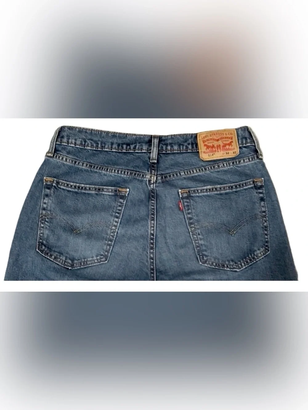Levis straight leg